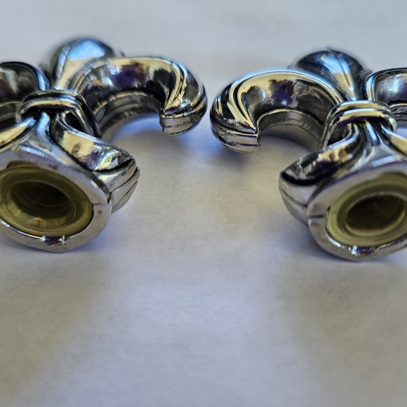 Salt and Pepper Shakers Vintage Mini Fleur-de-lis - Picture 3 of 6